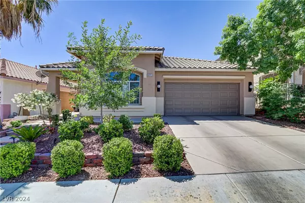 Las Vegas, NV 89117,8313 Gilded Crown CT