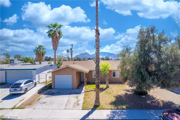 Las Vegas, NV 89110,916 Dumbarton ST