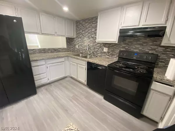 Las Vegas, NV 89121,2635 Jacyra AVE