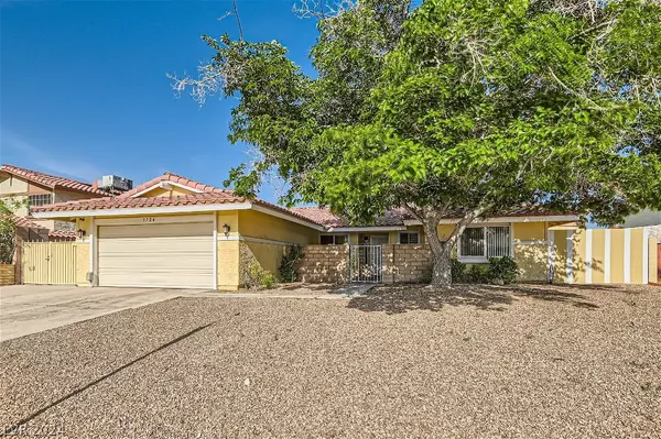3724 Lindell RD,  Las Vegas,  NV 89103