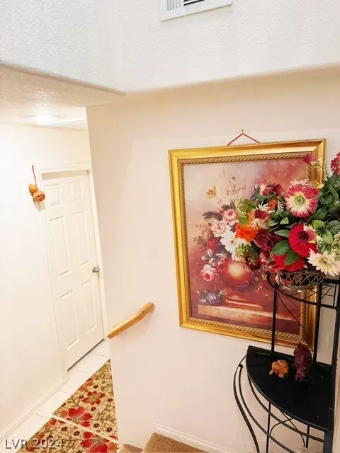 Las Vegas, NV 89147,8691 Estrella Bonita CT