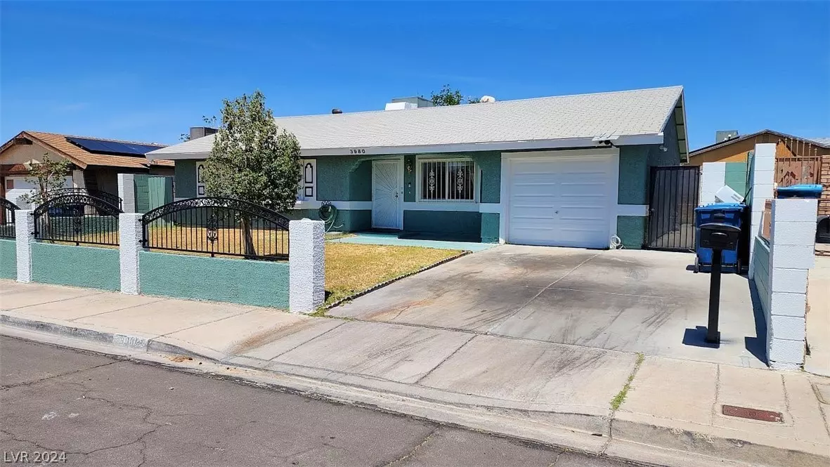 Las Vegas, NV 89115,3980 Lake Forrest LN