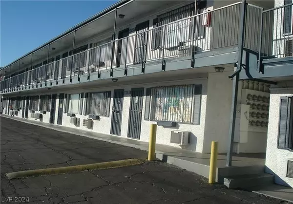 4600 University Center DR #118, Las Vegas, NV 89119