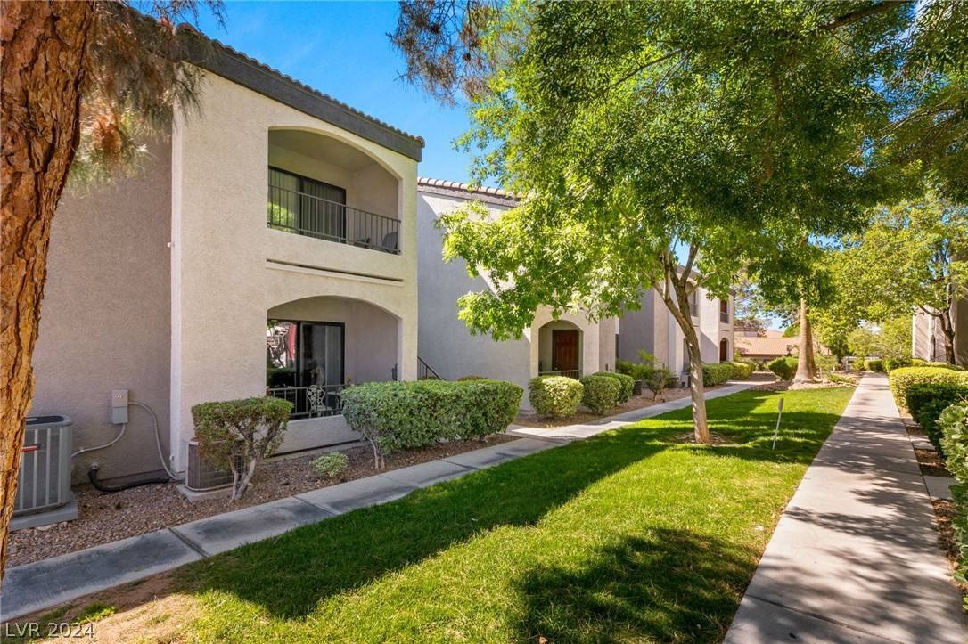 Henderson, NV 89052,950 SEVEN HILLS DR #221