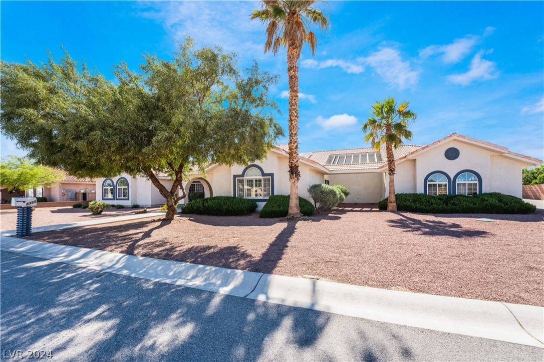 Las Vegas, NV 89113,8365 Bomberos CT