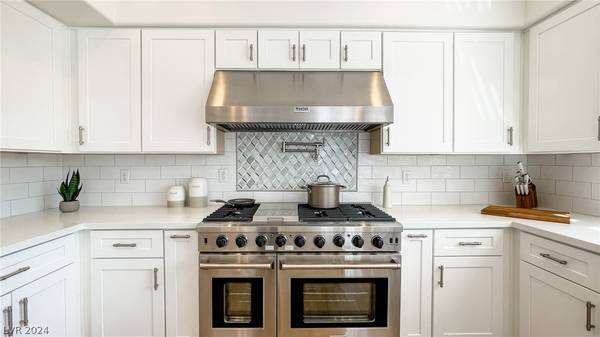 616 Lexington Cross DR, Las Vegas, NV 89144
