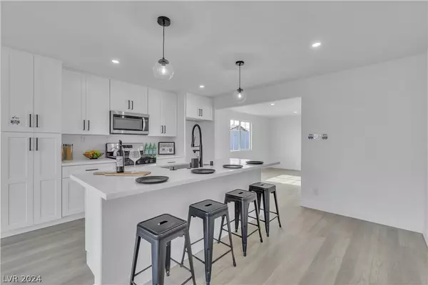 6304 Burgundy WAY,  Las Vegas,  NV 89107