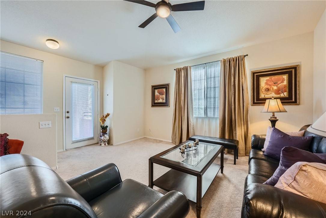 Las Vegas, NV 89128,1513 Truett ST #202
