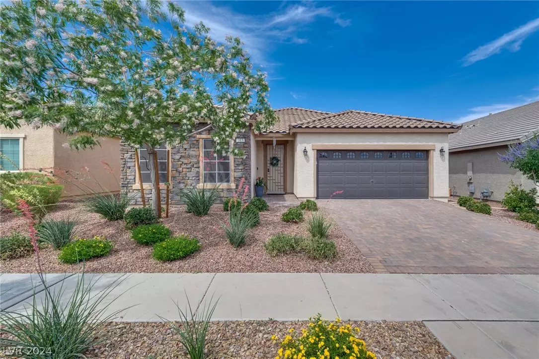 Henderson, NV 89015,313 Zenith Crest ST