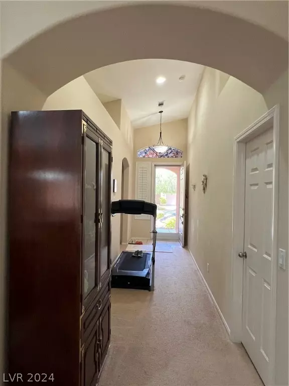 Las Vegas, NV 89113,7377 Fountain Crest AVE