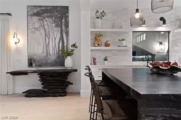 Henderson, NV 89052,16 Paradise Valley CT