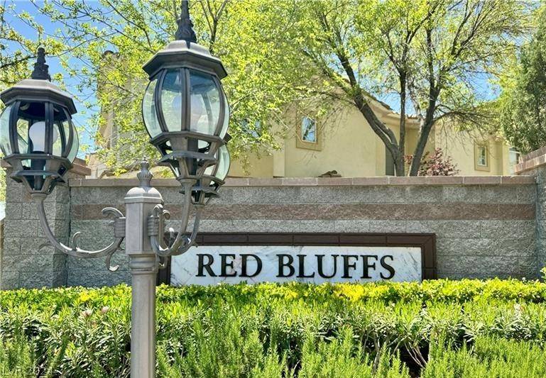 Las Vegas, NV 89144,1320 Red Gable LN #102