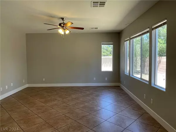 North Las Vegas, NV 89031,5336 Crestpoint Watch CT