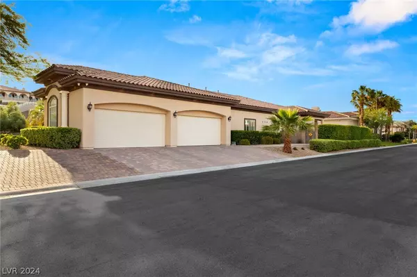 Las Vegas, NV 89148,5170 Rustic Ridge DR