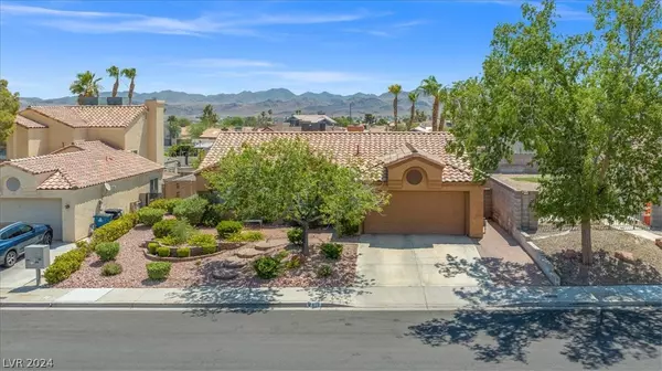 Henderson, NV 89002,819 Arrowhead TRL