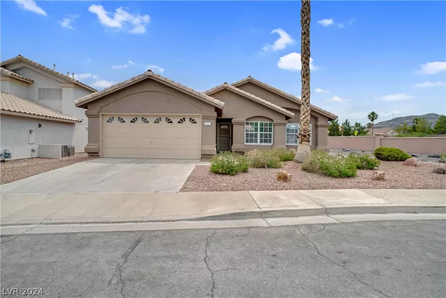 71 Moonlight Village LN, Henderson, NV 89012