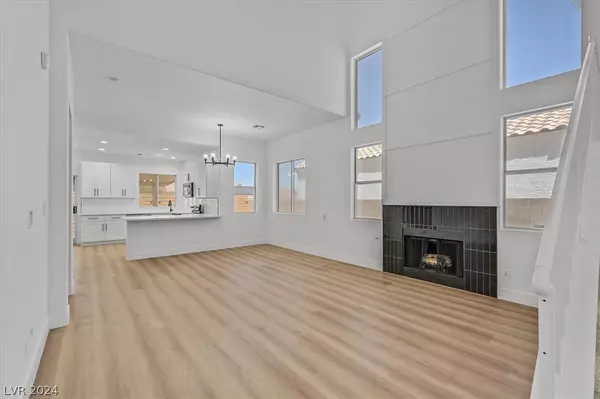 Las Vegas, NV 89108,6548 Castor Tree WAY