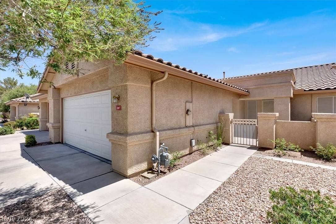 Las Vegas, NV 89119,2035 E Warm Springs RD #1007