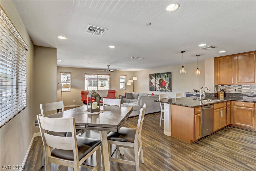 Henderson, NV 89074,1525 Spiced Wine AVE #28101