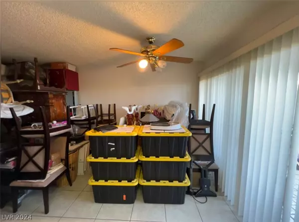 Las Vegas, NV 89169,1440 Vegas Valley DR #11