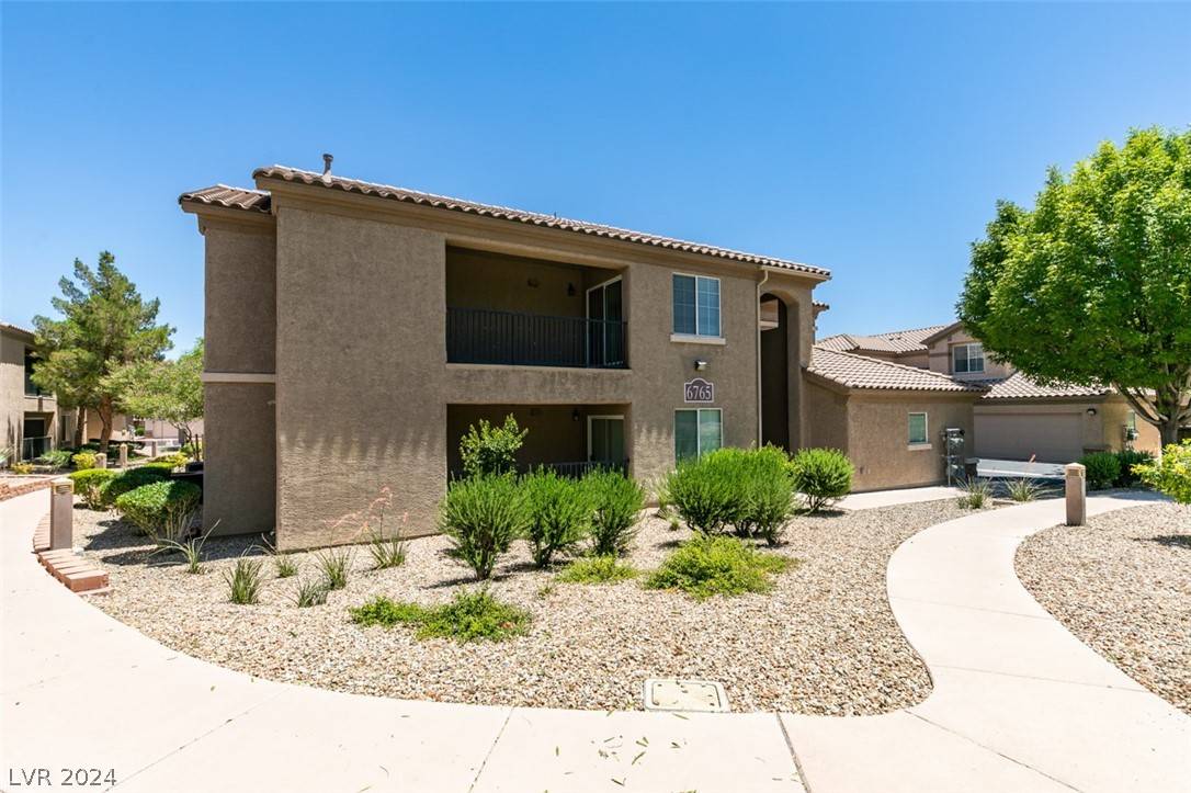 North Las Vegas, NV 89084,6765 Caporetto LN #201