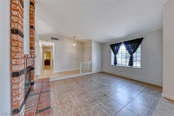 2827 Marathon DR Henderson, NV 89074