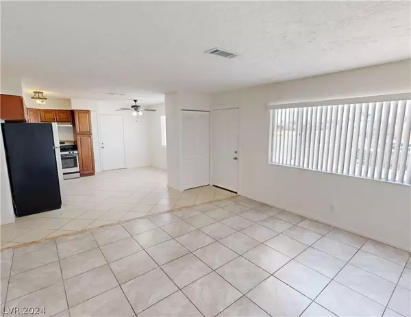 Las Vegas, NV 89106,1116 Lawry AVE