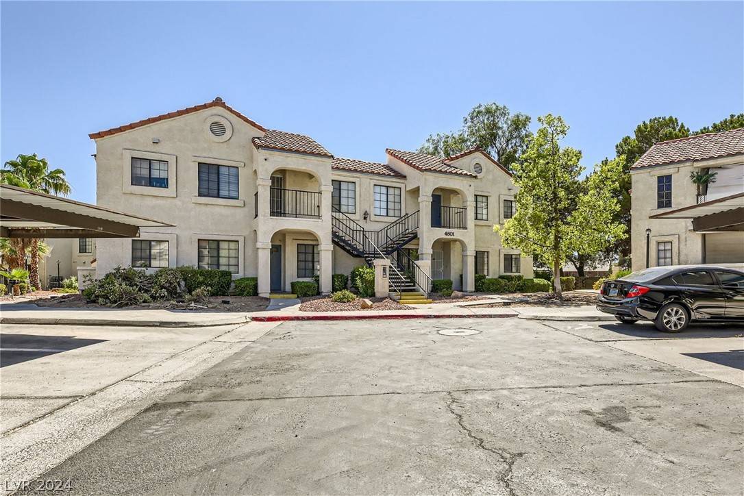 Las Vegas, NV 89103,4801 Nara Vista WAY #104