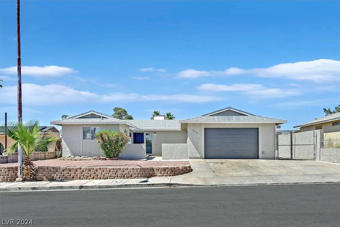 6770 Soldela DR, Las Vegas, NV 89156