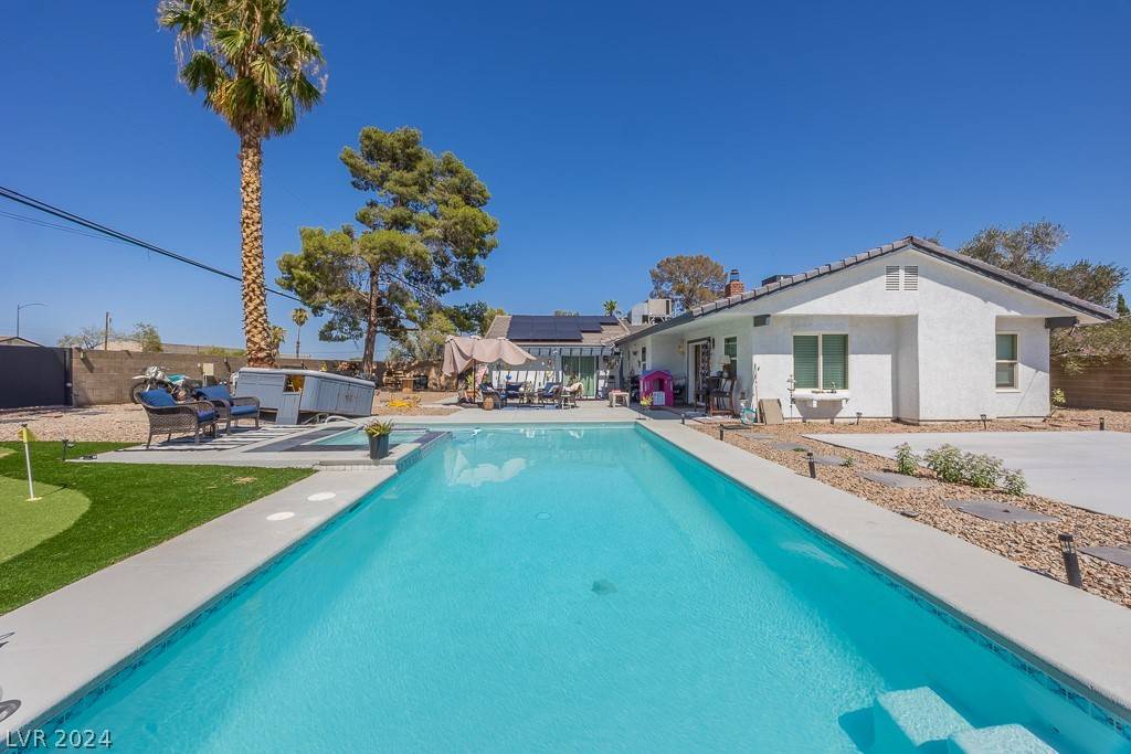 2627 S Torrey Pines DR, Las Vegas, NV 89146