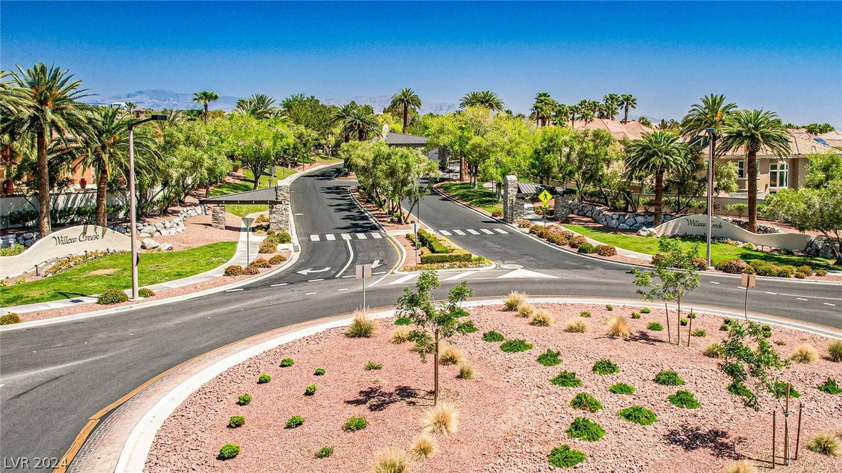 Las Vegas, NV 89135,2807 Middle Earth ST