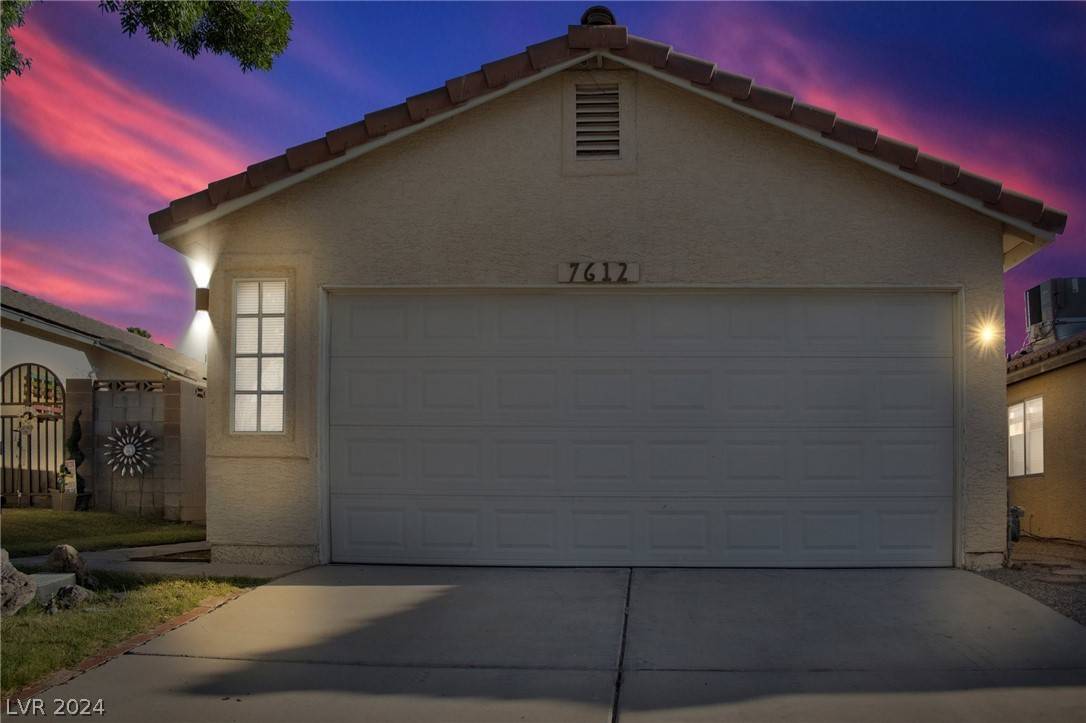 7612 Velvet Canyon AVE, Las Vegas, NV 89128
