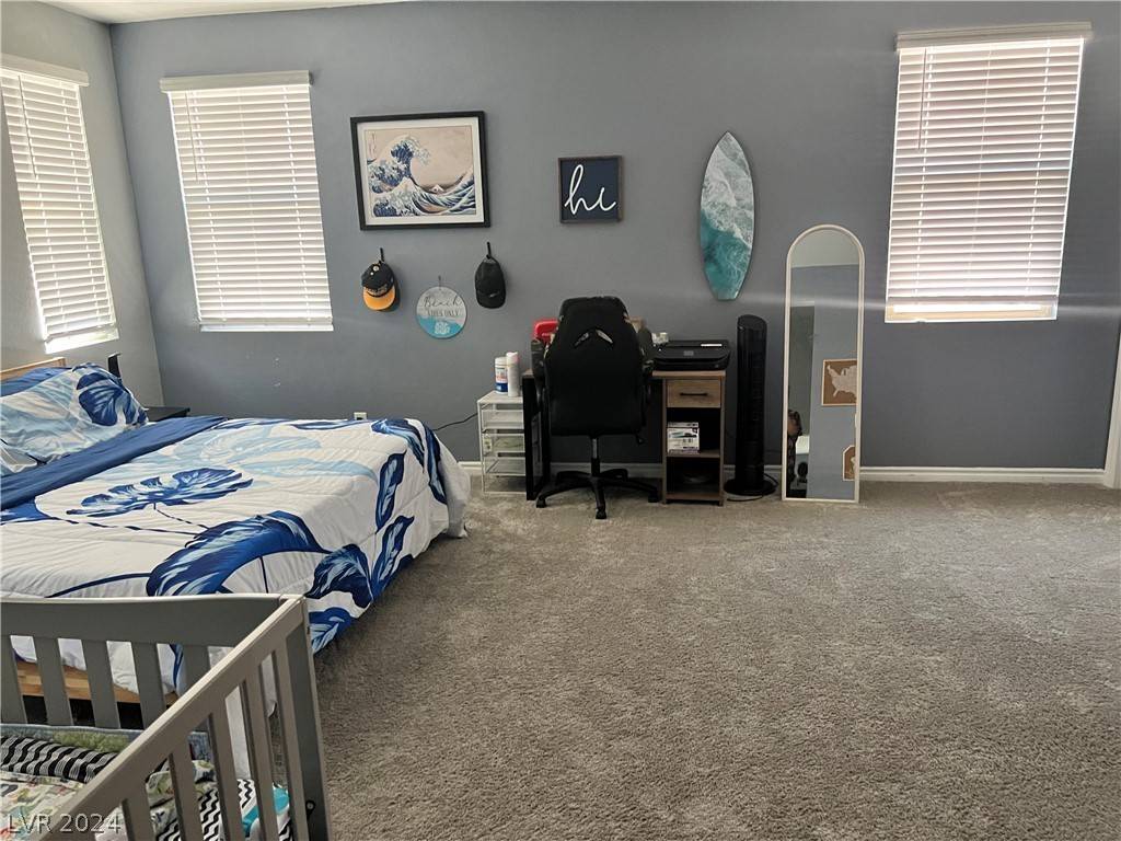 North Las Vegas, NV 89081,5724 Tall Redstone ST