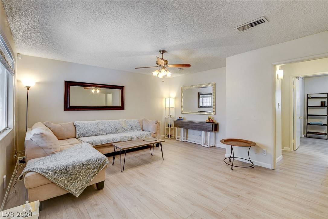 3841 Daisy ST #18, Las Vegas, NV 89119