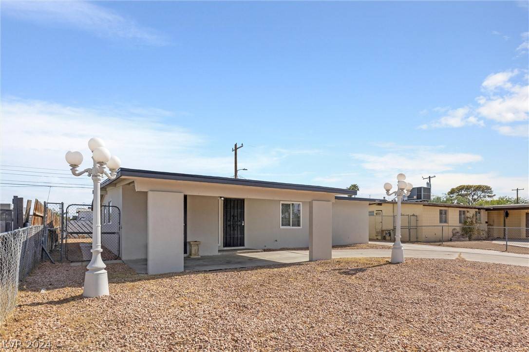 3615 Perliter AVE, North Las Vegas, NV 89030