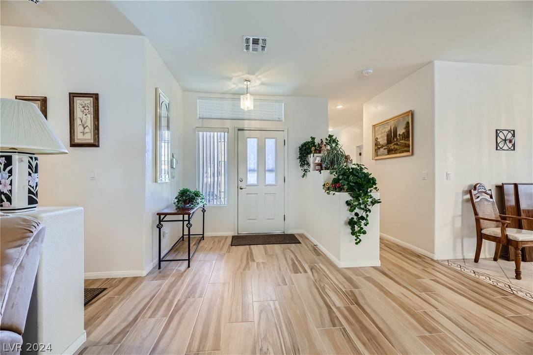 Las Vegas, NV 89131,7417 Bantam ST