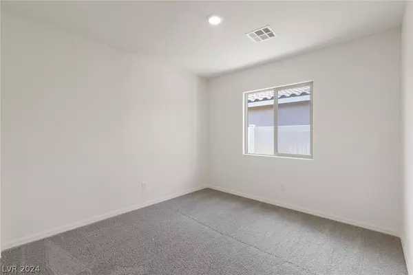 Las Vegas, NV 89156,2735 Pavehawk WAY