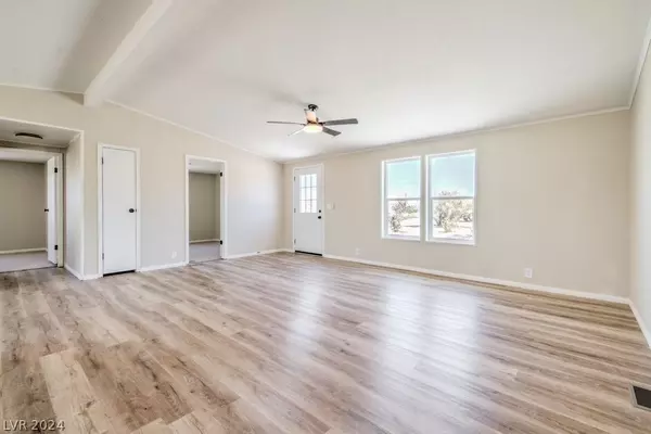 Pahrump, NV 89061,3891 Thousandaire BLVD