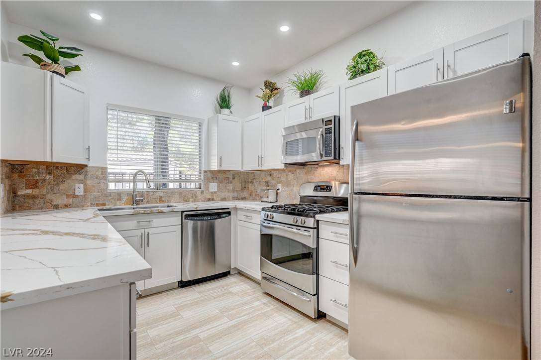 5250 S Rainbow BLVD #1071, Las Vegas, NV 89118