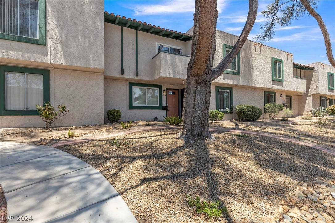 Las Vegas, NV 89121,420 Pecos WAY