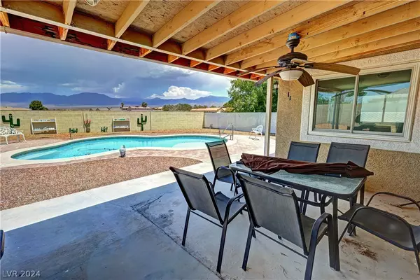 Pahrump, NV 89048,290 E GLENOAKS ST