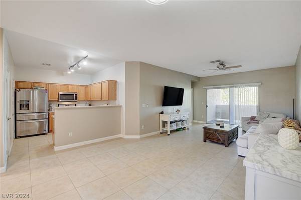 Las Vegas, NV 89144,905 Domnus LN #104