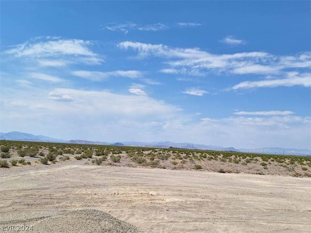 595 N Sandy LN, Amargosa Valley, NV 89020