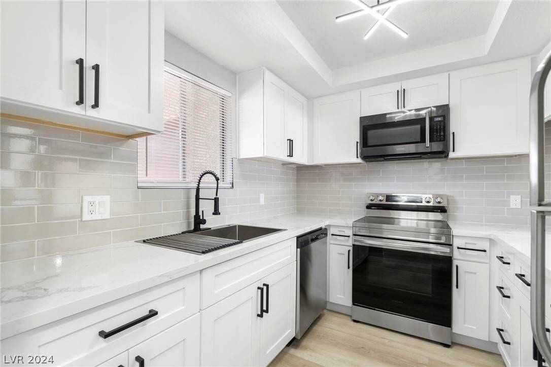 1711 Jupiter CT #C, Las Vegas, NV 89119