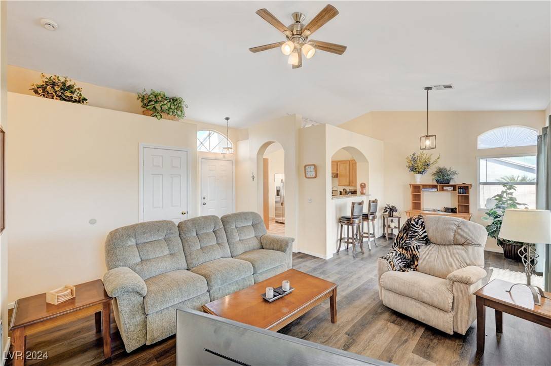 Henderson, NV 89015,118 Skytop DR