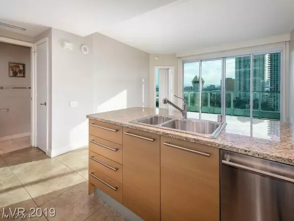 Las Vegas, NV 89109,222 Karen AVE #1605