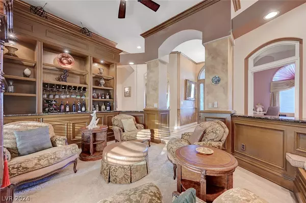 Las Vegas, NV 89149,5535 N Riley ST