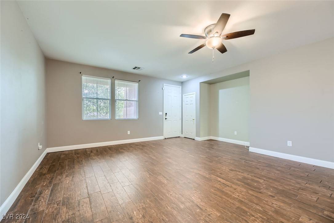North Las Vegas, NV 89084,2309 Silvereye DR