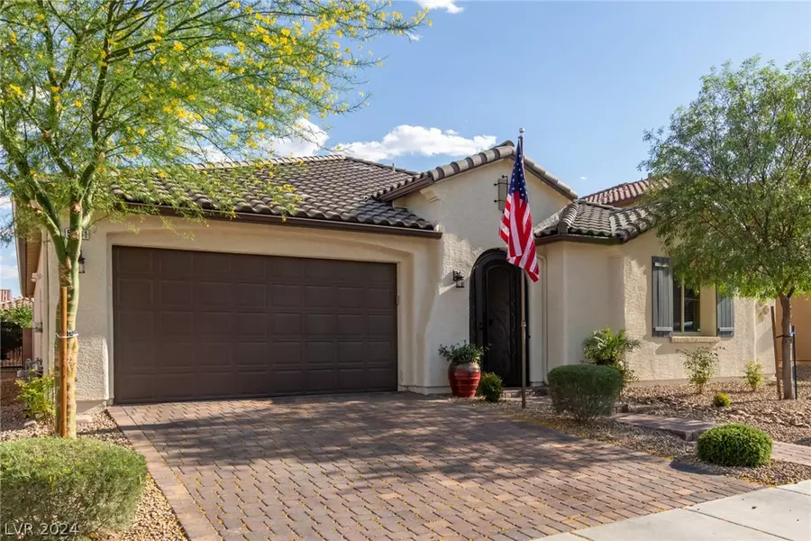 5601 Silver Cascade AVE, Las Vegas, NV 89131