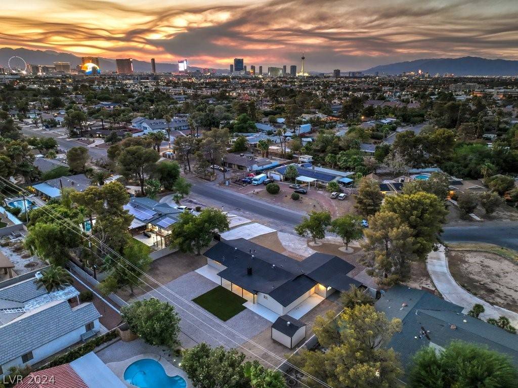 Las Vegas, NV 89119,2069 Gabriel DR